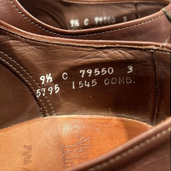 ?? ALLEN EDMONDS Fifth Avenue Cap-Toe Oxford Dress Shoe Size 9.5 C - EXCELLENT main image 15